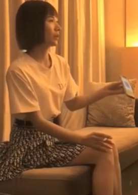 男爵约了个苗条身材白衣短发妹子