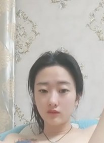 身材很棒的美女和粉丝大线