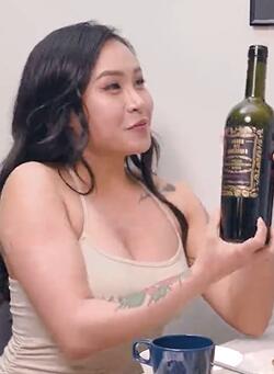果冻专题GDCM-055饥渴的妈妈下集
