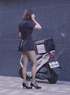 果冻专题91YCM-081好色女警被外卖小哥