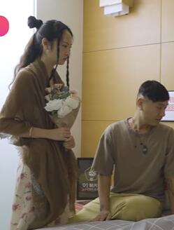 果冻专题91YCM-080温柔御姐帮兄弟破处