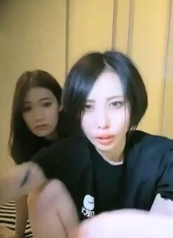日本女同蘭特选精彩直播女女自拍七月三十一号